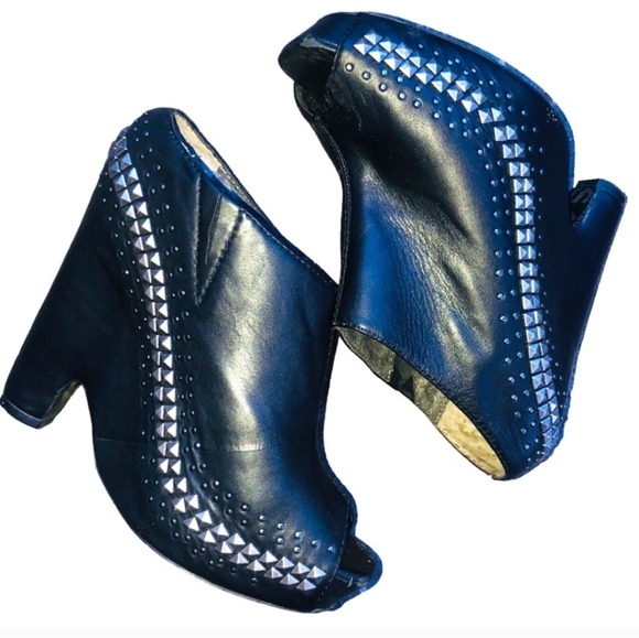 Sam Edelman Black Studded Heels - Picture 1 of 11